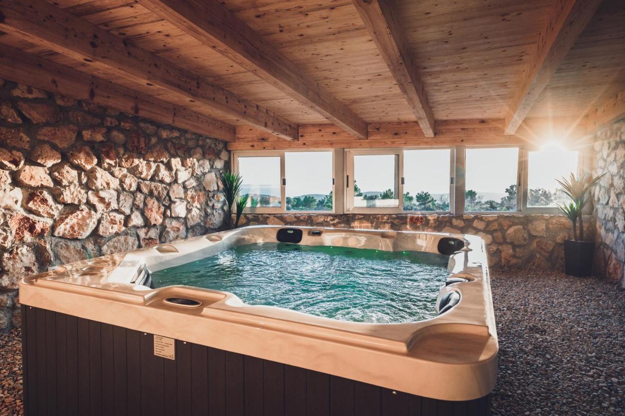 Villa Hacienda Nikolic à Milna  Extérieur photo